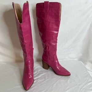 JOURNEE COLLECTION Pink Therese Boots size 7 1/2